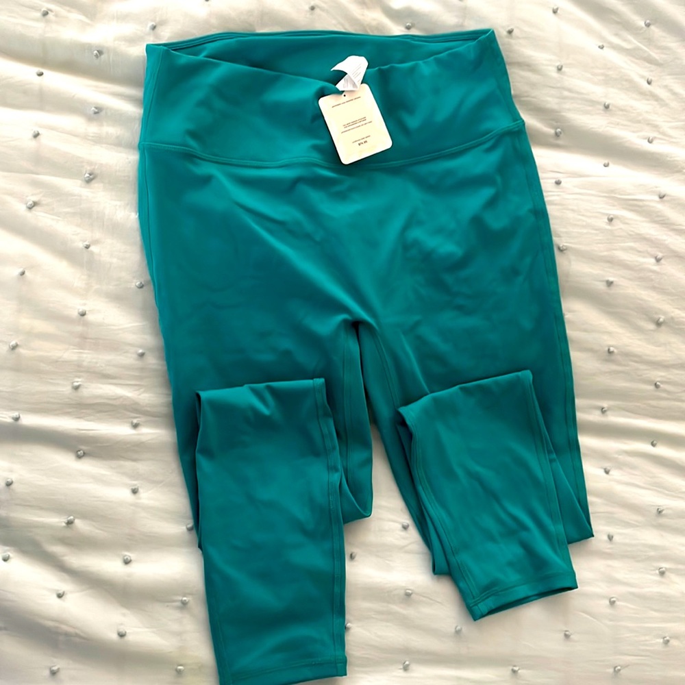 Fabletics anywhere high waisted legging size L regular length